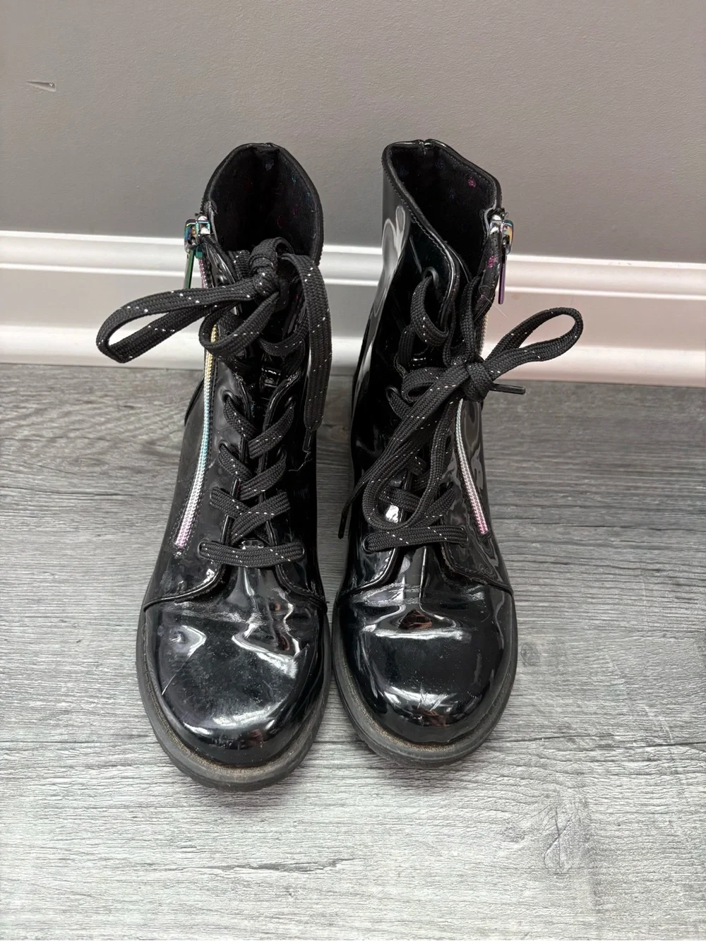 JellyPop Kids Black Patent Lace-Up Boots. Girls size 3